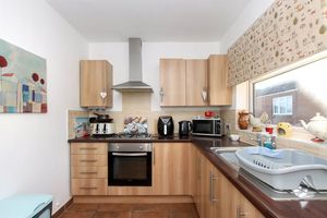 Photo 7- click for photo gallery